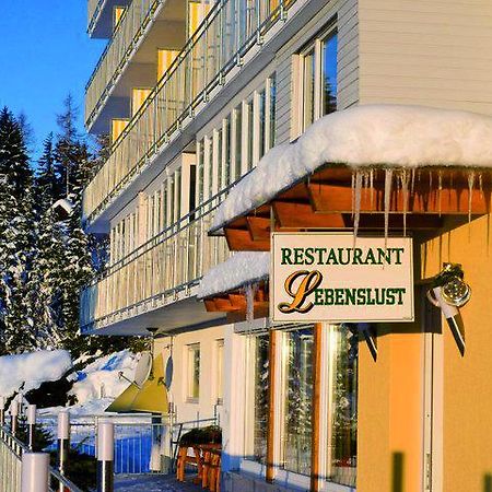 Sonnenhotel Zaubek Treffen Exterior photo