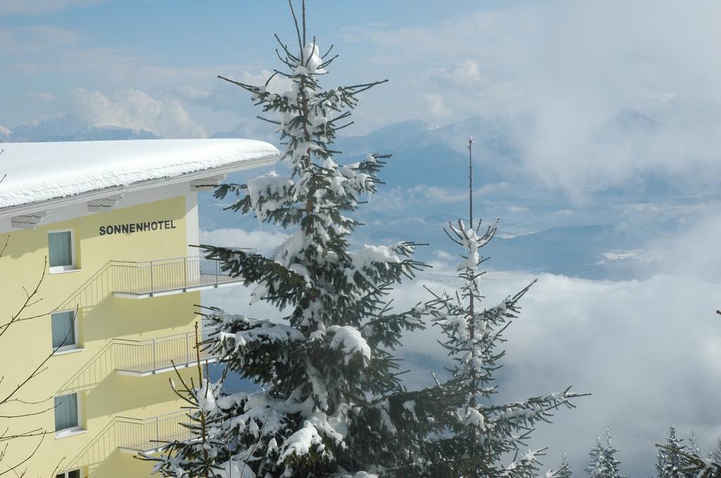 Sonnenhotel Zaubek Treffen Exterior photo